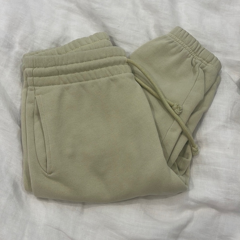 Aritzia TNA matching set
